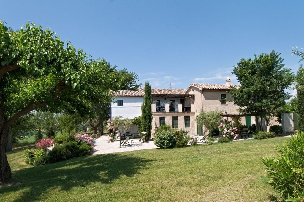 Vigna Sant' Amico Country House Morro dʼAlba Exterior foto